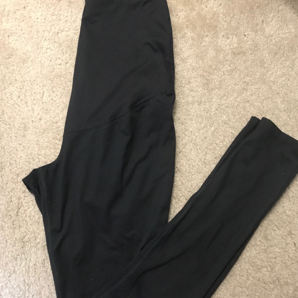 Maternity leggings.